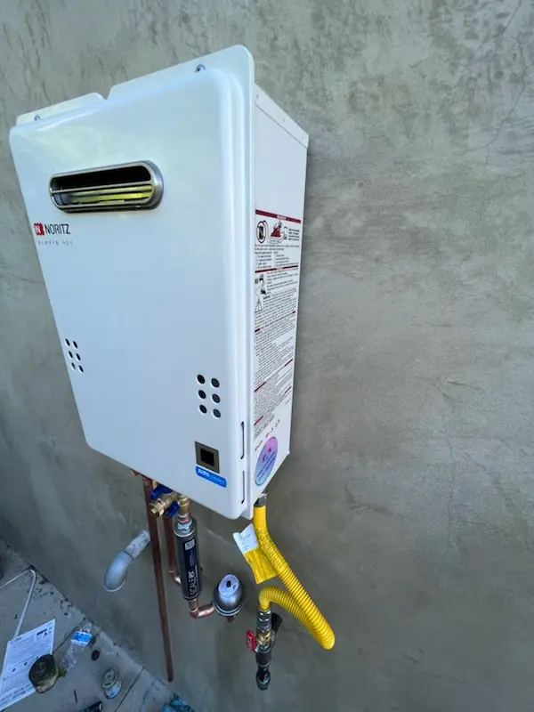 Tankless water heater installation for Berkeley Ridge homes